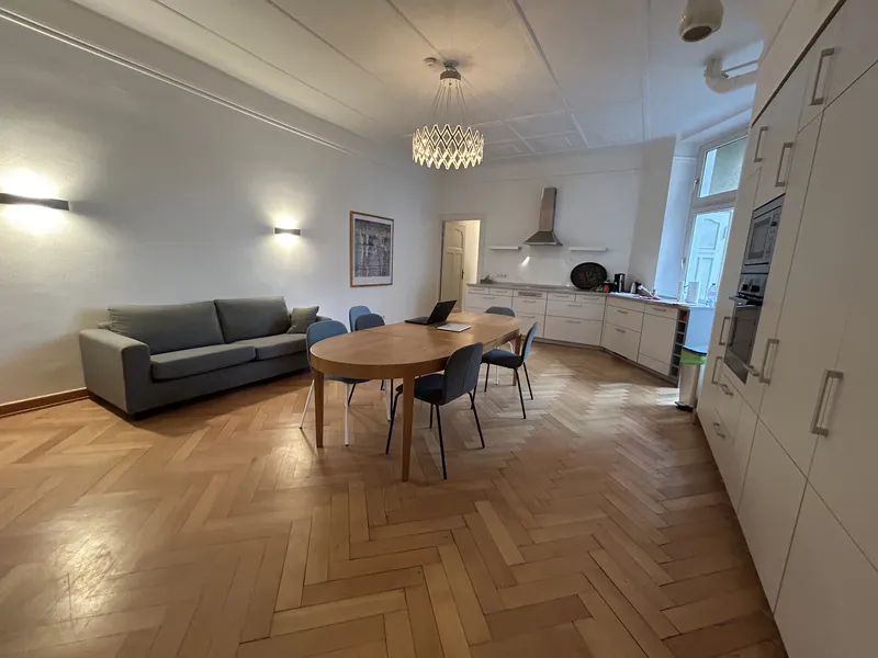 Wunderschöne Altbauwohnung max 3 Jahre zu vermieten — photo 1
